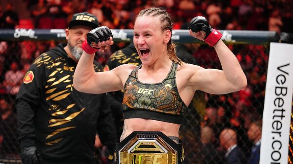 Preview Боец UFC Жан Силва «усыпил» фаната, выполнив его просьбу