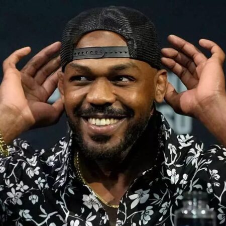 Джон Джонс дал загадочное обновление о своем возвращении в UFC: «Я давно сообщил UFC о своих планах»