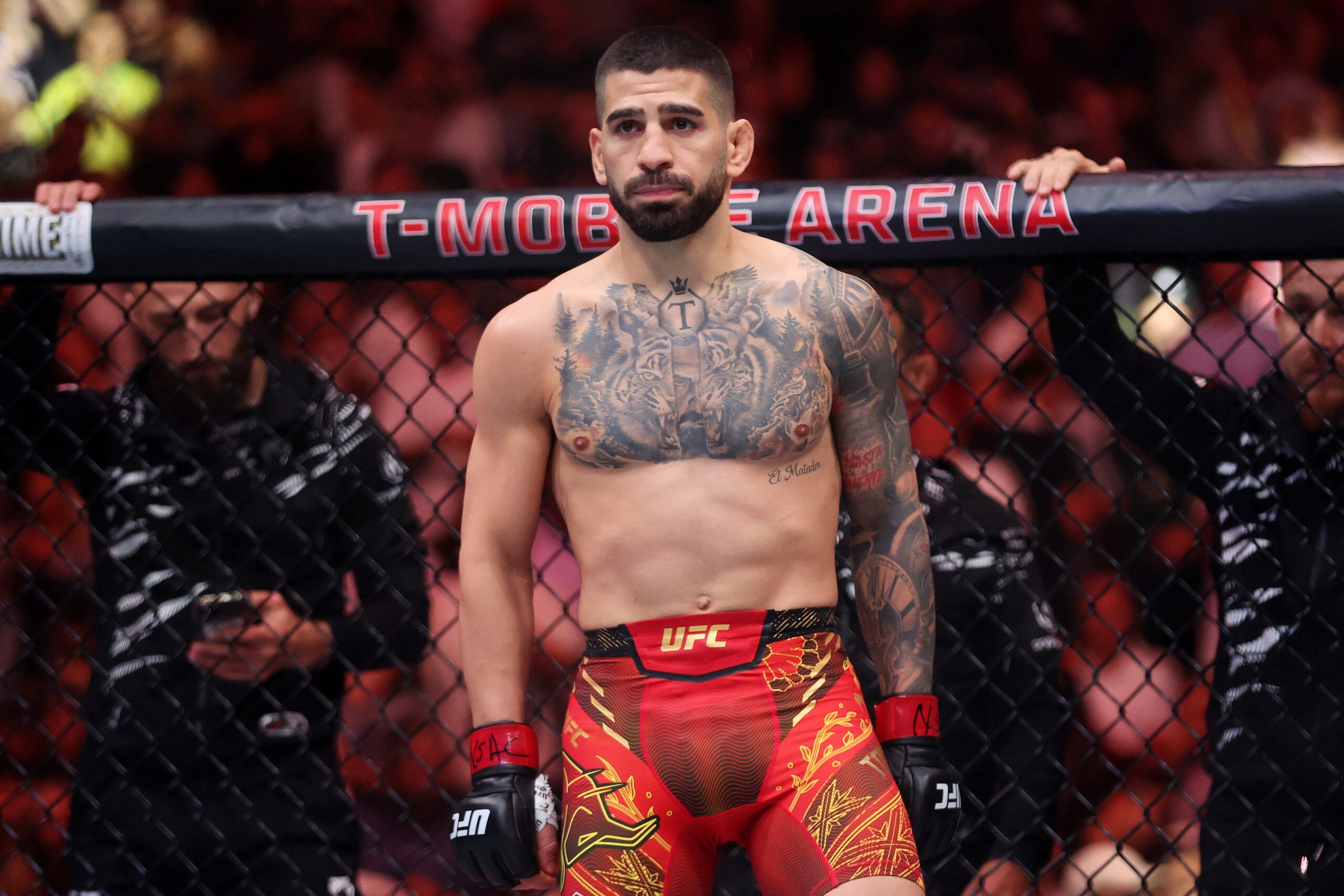 Preview UFC 317: Илия Топурия против Чарльза Оливейры – путь к двойному чемпионству?