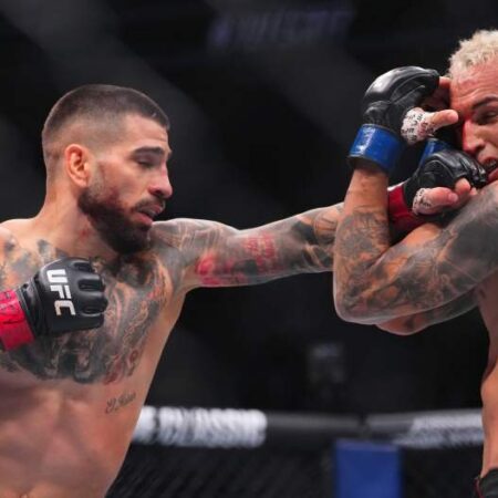 Шарль Оливейра сделал первое заявление после жесткого нокаута от Илии Топурии на UFC 317