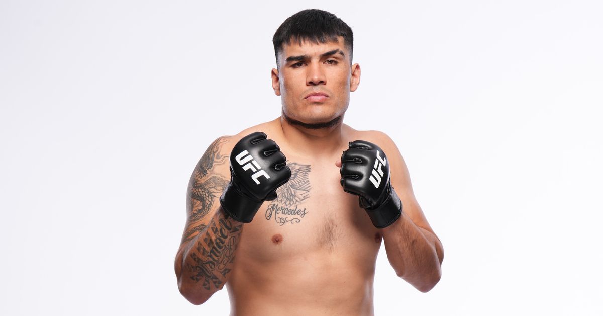 Preview Ветеран UFC с 12 боями шокирующе уволена после того, как соперница провалила взвешивание на 4,5 кг