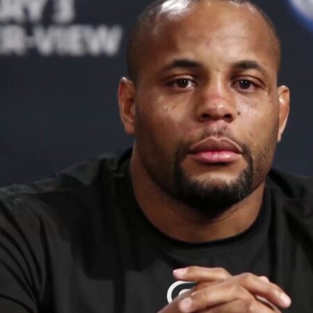 Заявление Дэниела Кормье о самом сильном панчере UFC, с которым он дрался, подтверждено бывшим бойцом, рассказавшим о тяжелых травмах