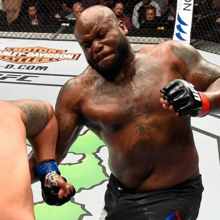 Деррик Льюис объяснил свое провокационное празднование на UFC Nashville: «К черту их!»