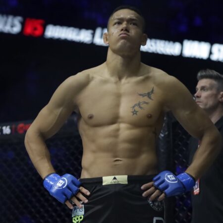 Костелло ван Стиниc одерживает невероятную победу на PFL Africa