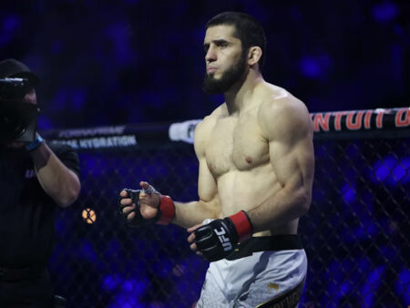 Ислам Махачев не вернется в легкий вес после UFC 322, подтверждает товарищ по команде