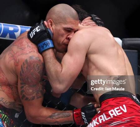 Алекс Перейра сожалеет, что не смог унизить Магомеда Анкалаева приемом в стиле Нейта Диаза на UFC 320