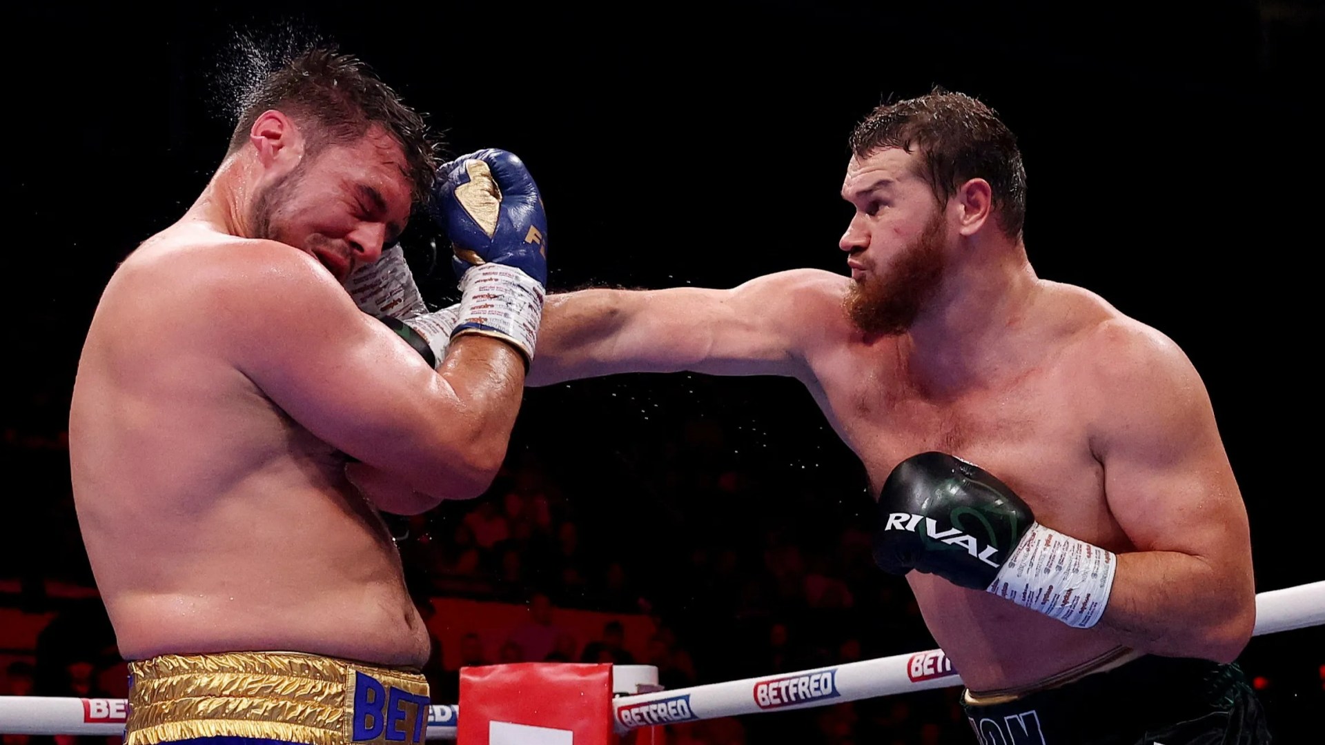 Preview Дэйв Аллен против Арсланбека Махмудова: Коэффициенты и Прогноз