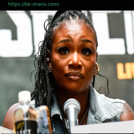 Кларесса Шилдс Вновь Поднимает Обвинения в Подделке Перчаток и Отвечает Шеннону Шарпу