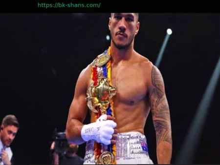 Джай Опетая превзошел Брэндона Глэнтона в Лас-Вегасе, став первым чемпионом Zuffa Boxing в первом тяжелом весе