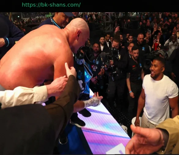 Бой Энтони Джошуа против Тайсона Фьюри под угрозой срыва